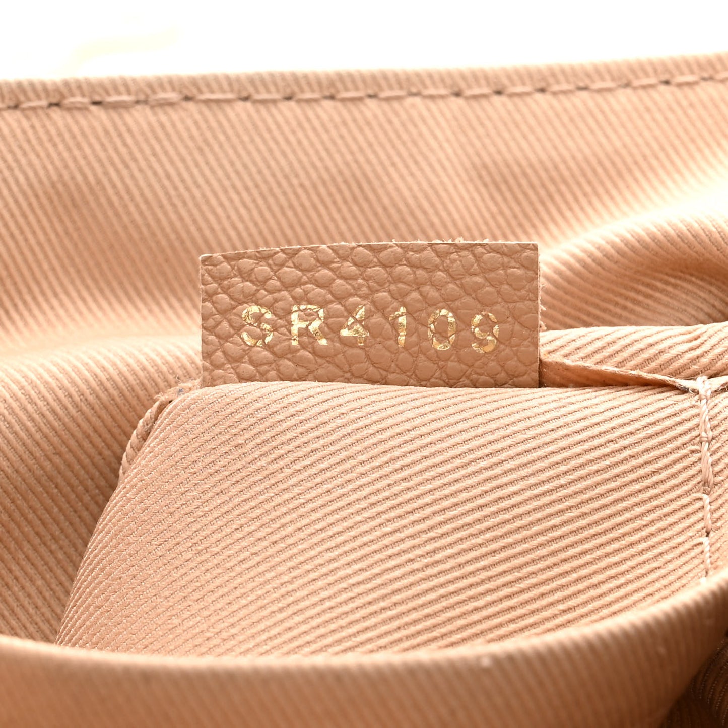 Damier Ebene Clapton Backpack Creme