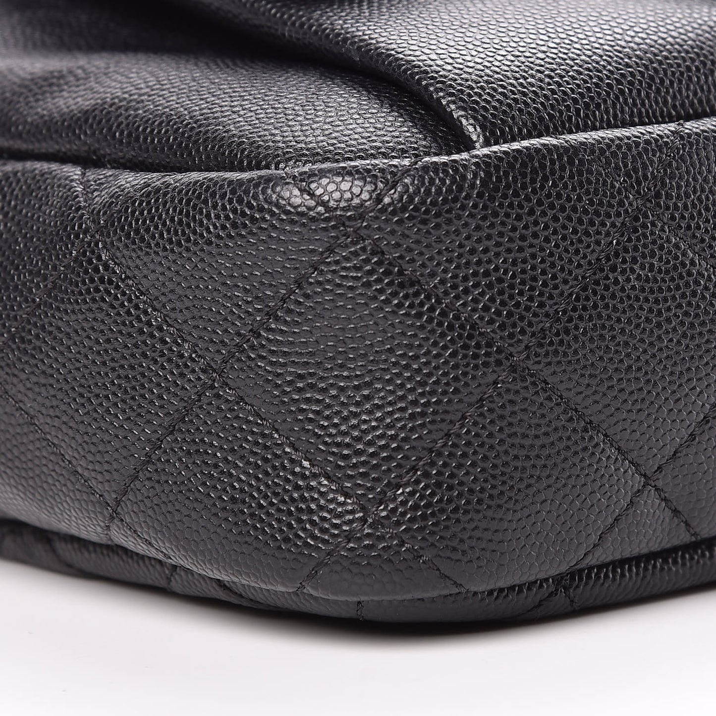 Caviar Quilted CC Day Camera Case Black