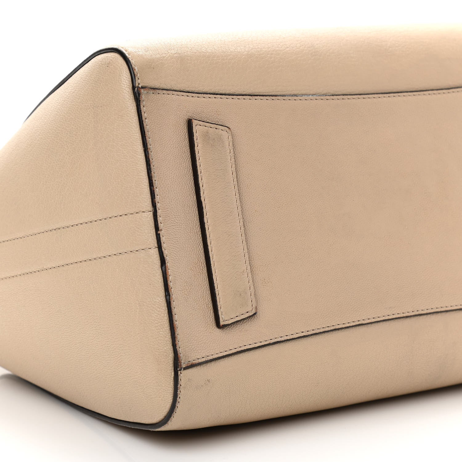 Givenchy Sugar Goatskin Medium Antigona Nude 9 of 18