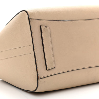 Givenchy Sugar Goatskin Medium Antigona Nude 9 of 18