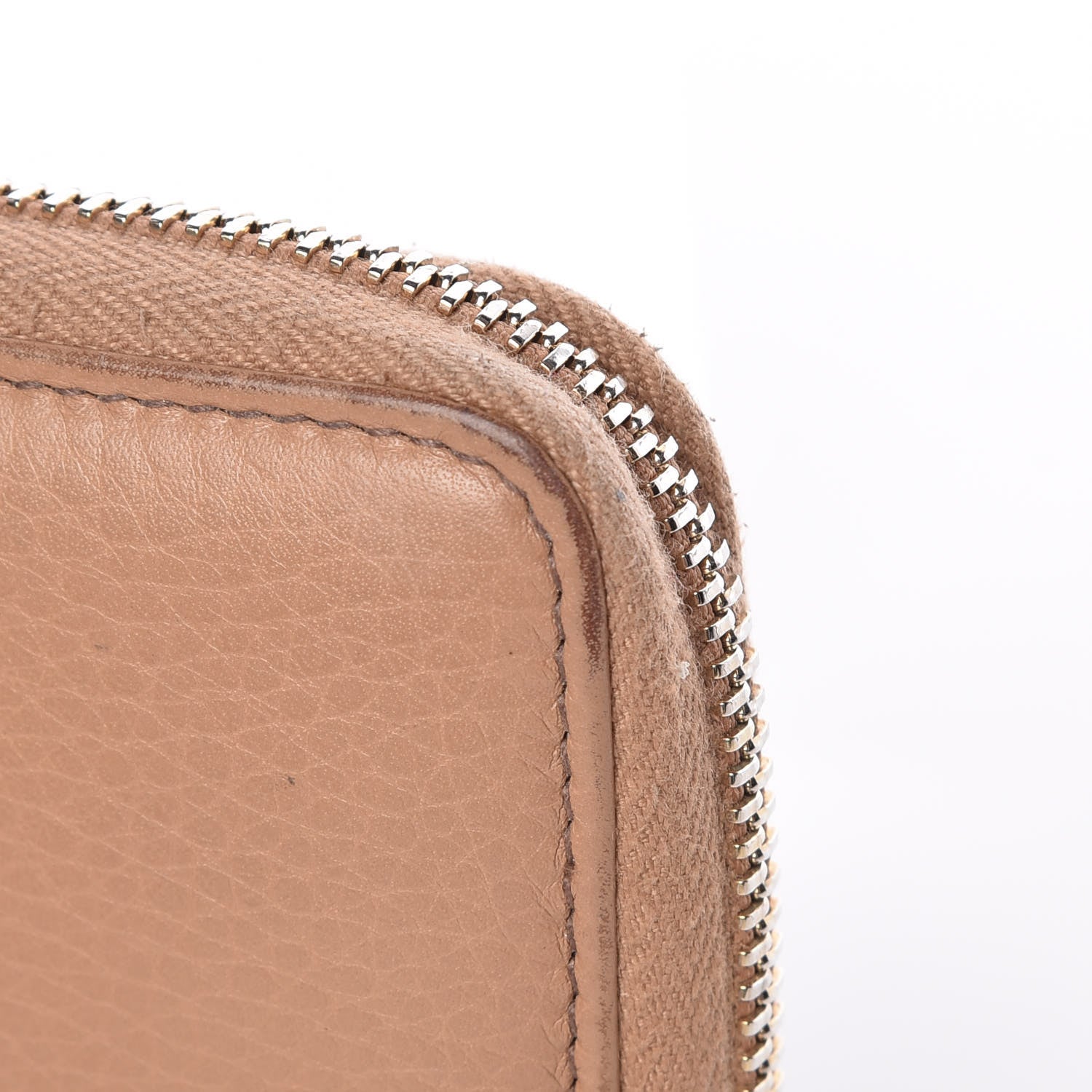 Gucci Calfskin Medium Soho Zip Around Wallet Camelia 12 of 20