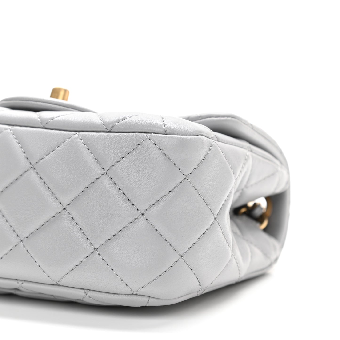 Lambskin Quilted Mini Pearl Crush Flap Light Grey