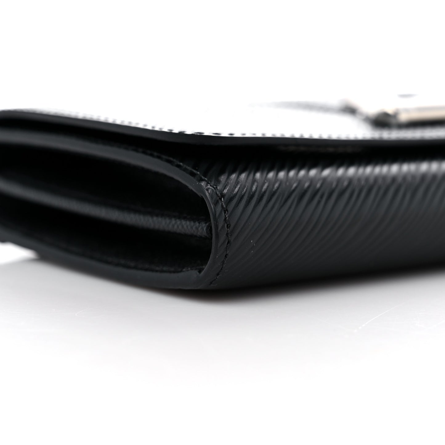Epi Twist Wallet Black