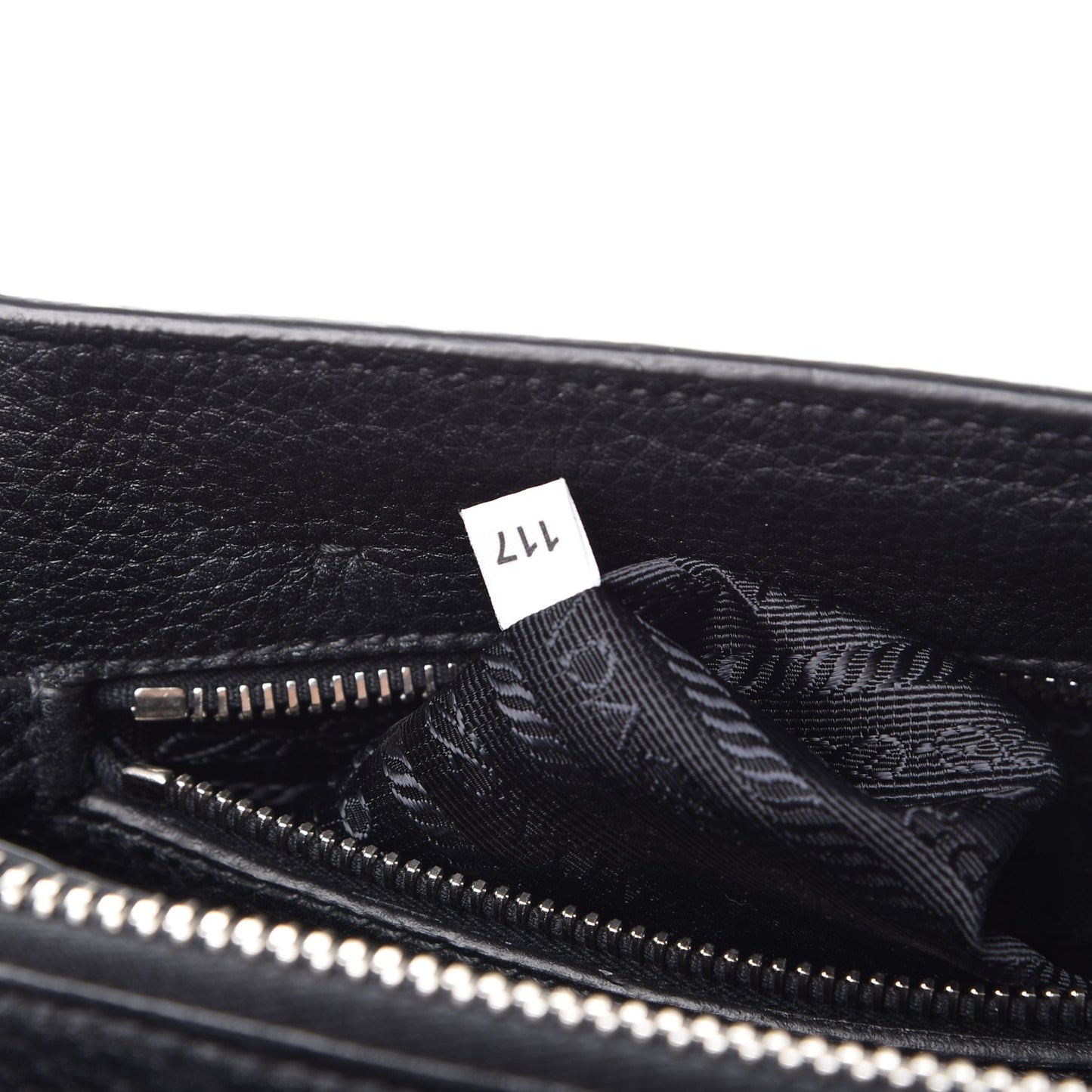 Vitello Daino Tote Nero Black