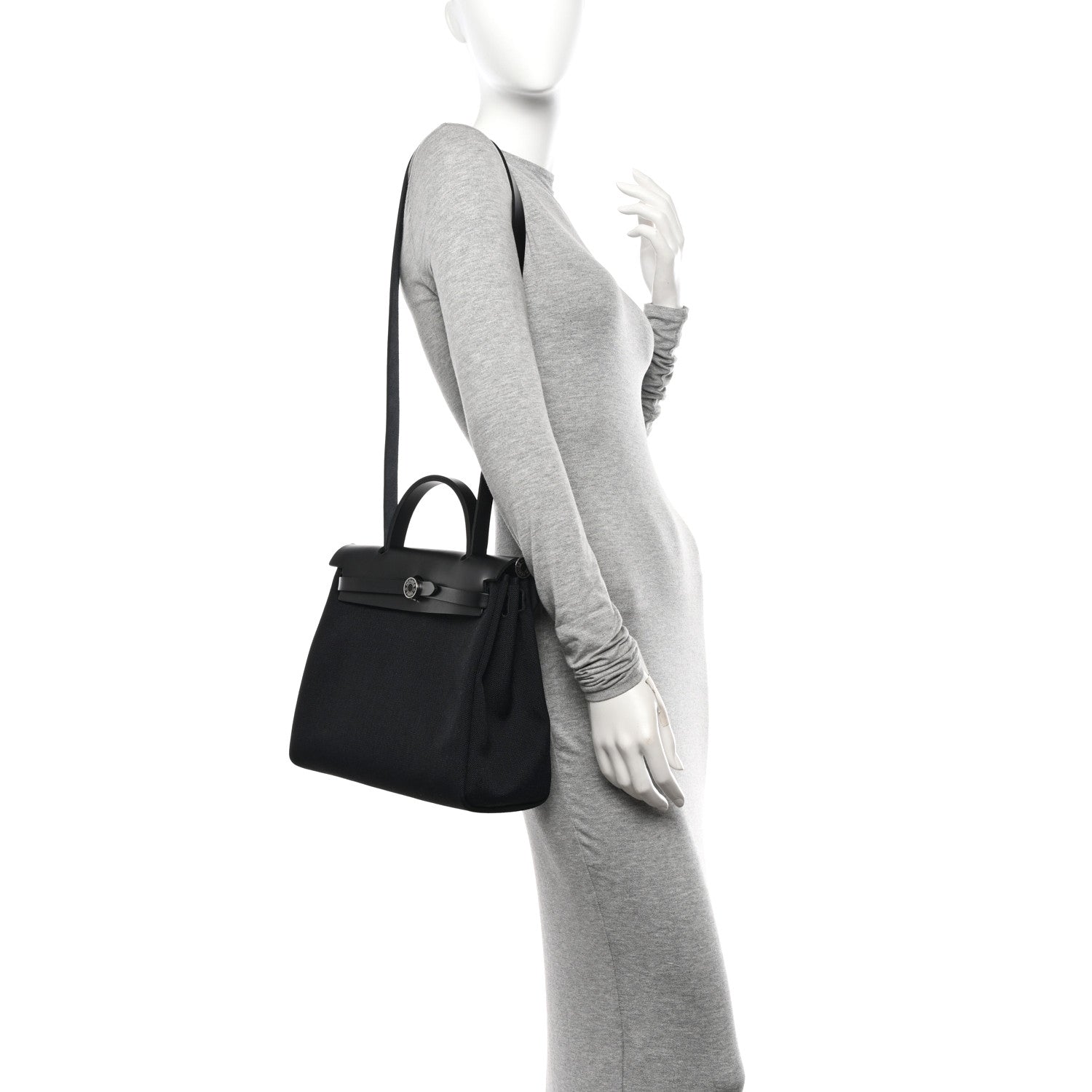 Hermes Military Toile Vache Hunter Laque Horseshoe Herbag Zip Retourne 31 PM Black 2 of 13