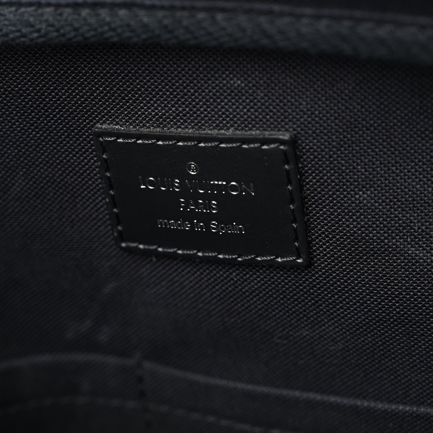 Louis Vuitton Damier Graphite Porte Documents Voyage PM 6 of 9