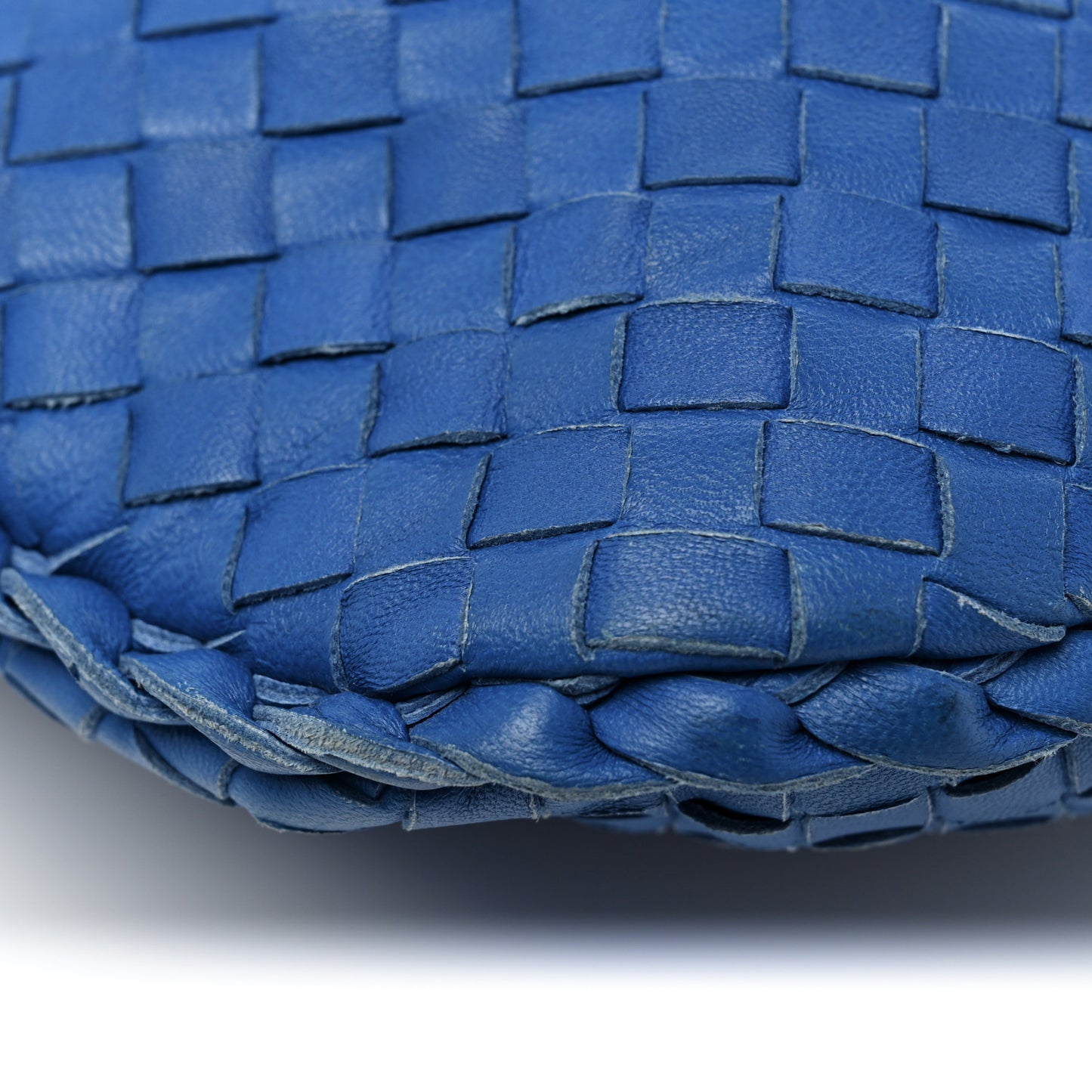 Nappa Intrecciato Medium Veneta Hobo Signal Blue