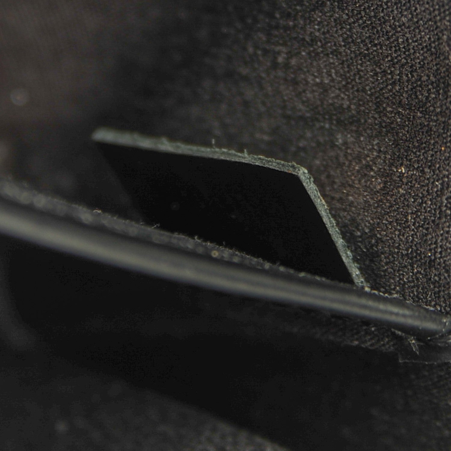 Louis Vuitton Epi Honfleur Black 9 of 9