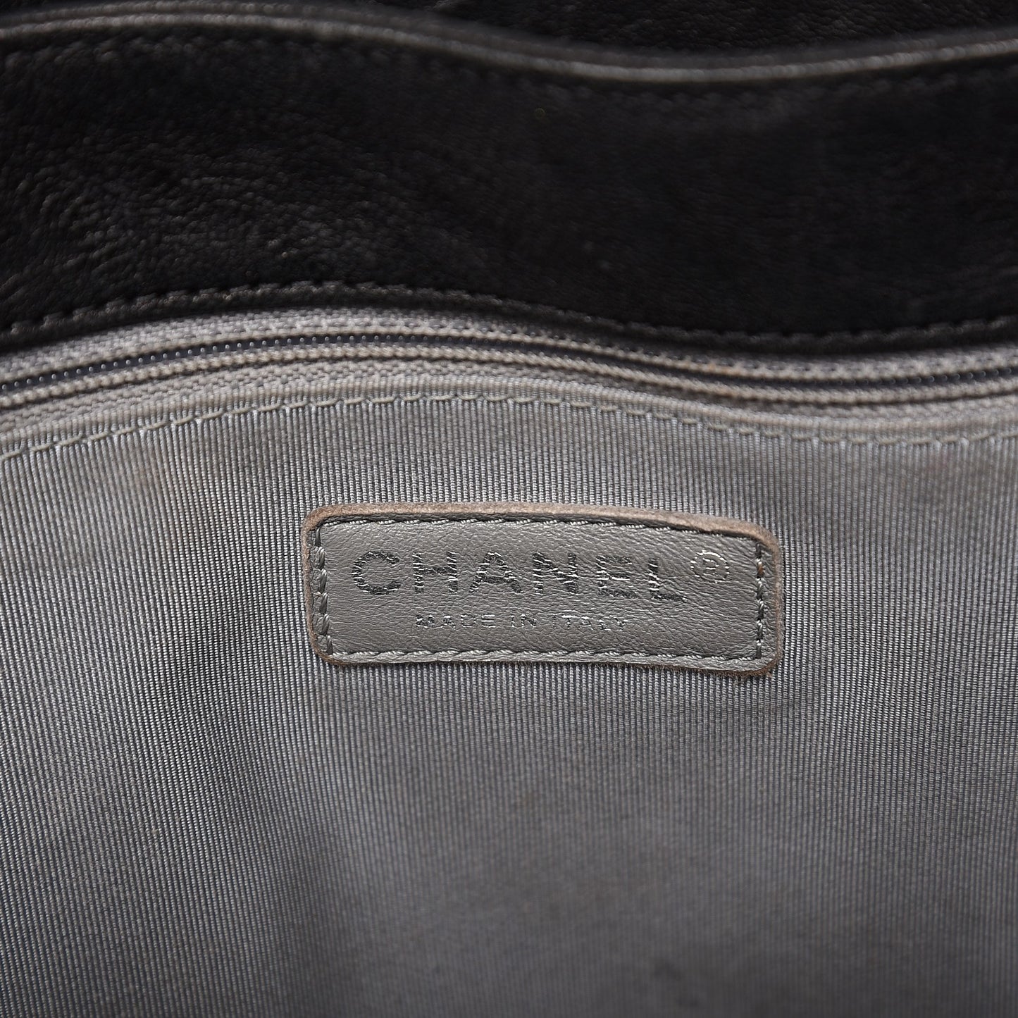 Washed Lambskin Quilted Maxi Chain Around Flap Black