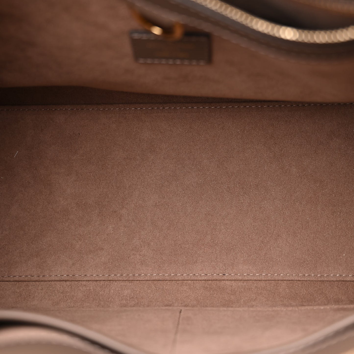 Taurillon Calfskin Vendome MM Earth