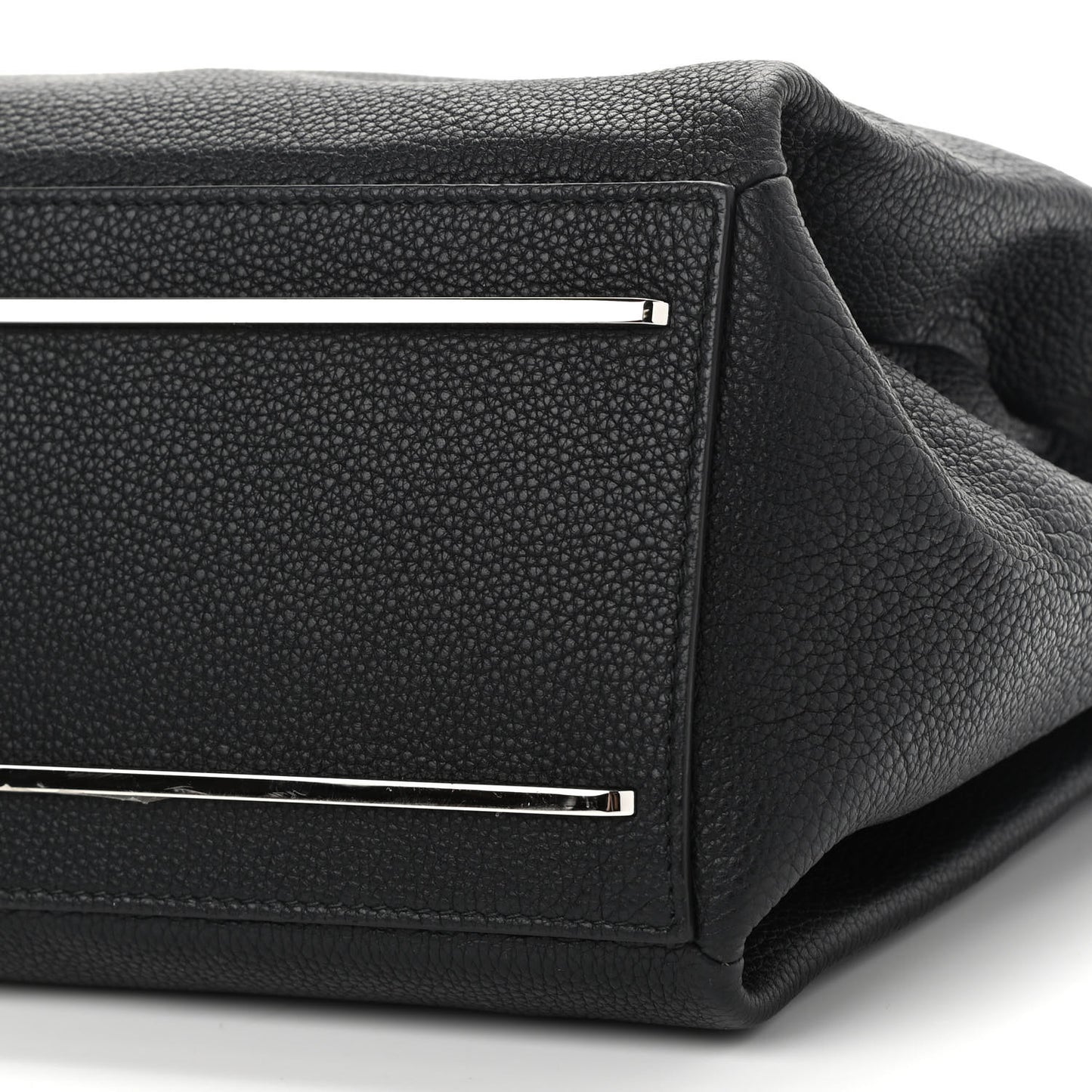 Calfskin Le Dix Soft Cabas M Shoulder Bag Black