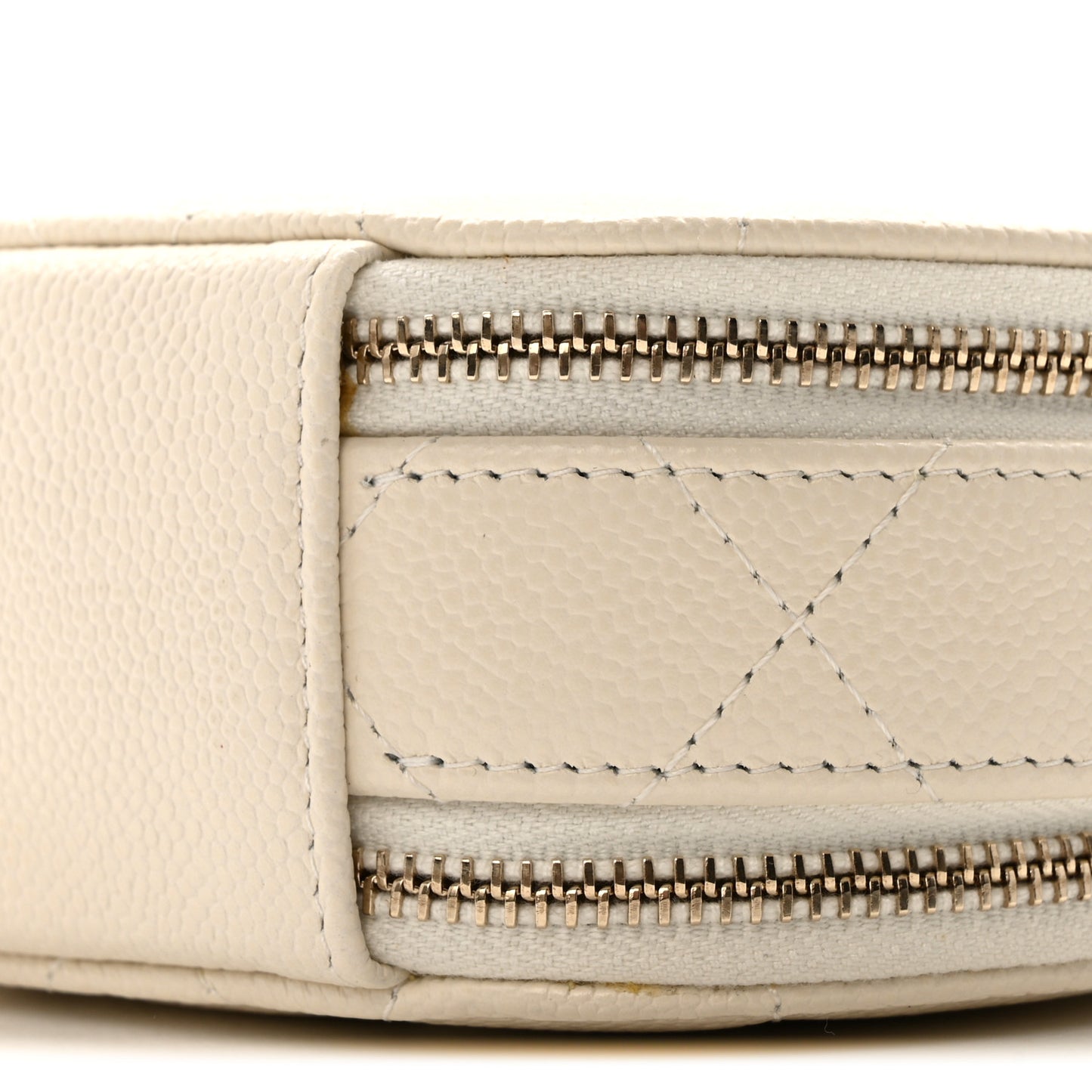 Caviar Quilted Round Handle With Care Vanity With Chain White