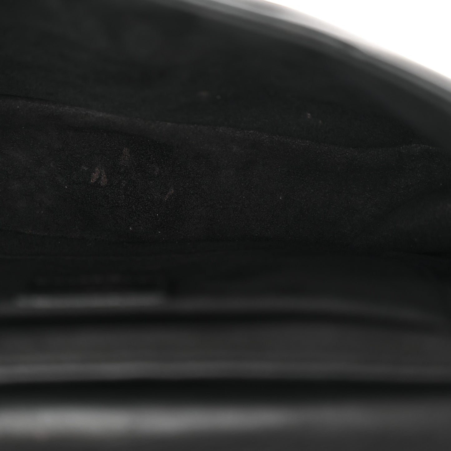Calfskin New Wave Chain MM Black