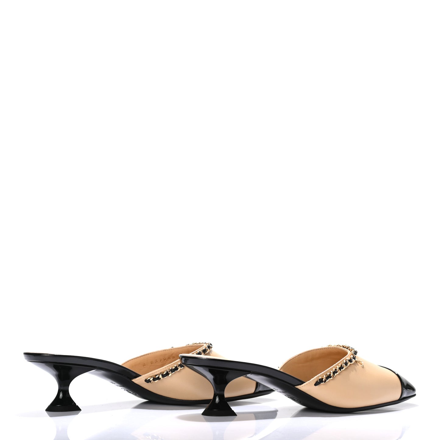 Lambskin Patent Cap Toe Chain Mule 37 Beige Black