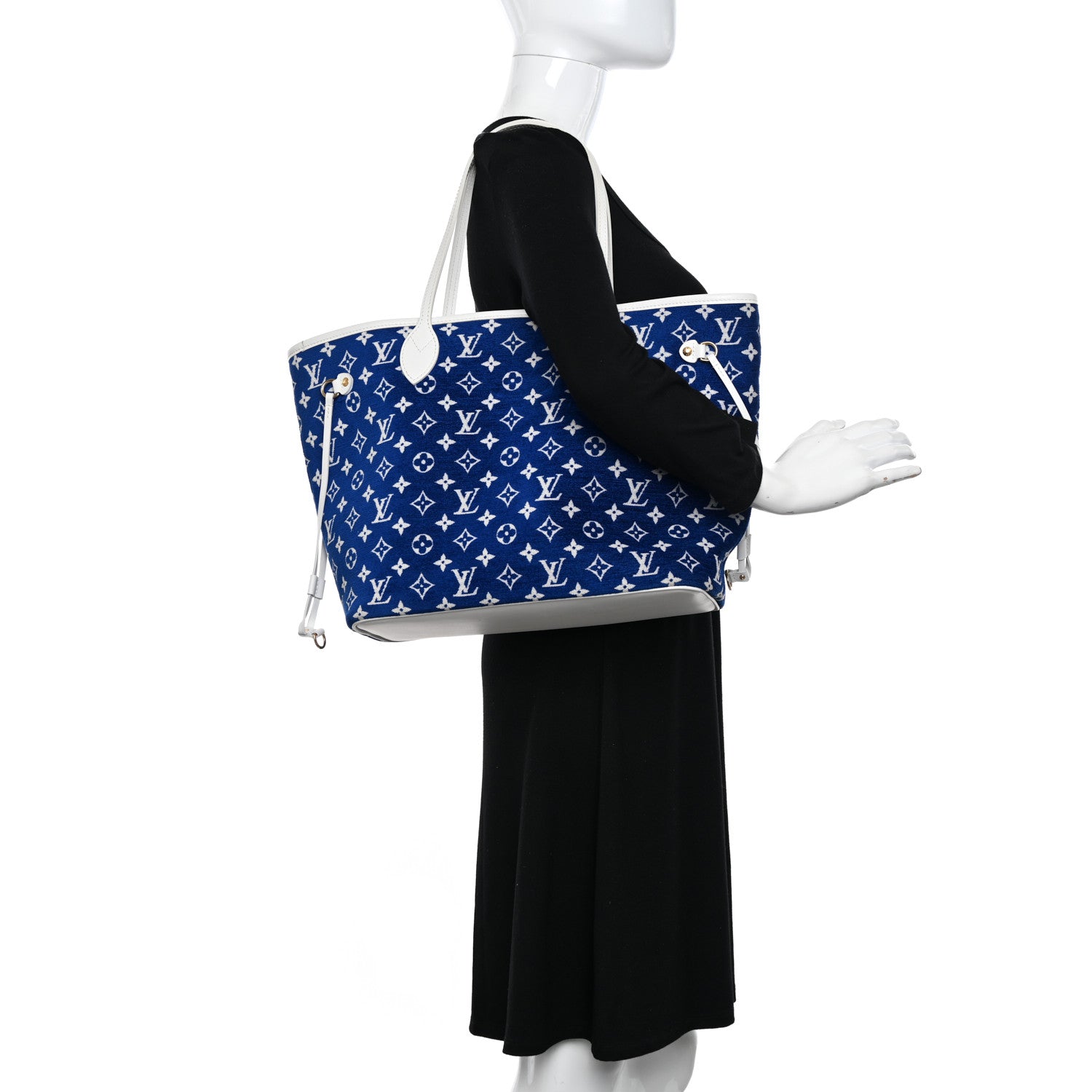 Louis Vuitton Jacquard Velvet Monogram LV Match Neverfull MM Bleu 2 of 9