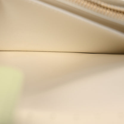 Louis Vuitton Taurillon LV Vertical Capucines Wallet Vert Asnieres Green 9 of 12
