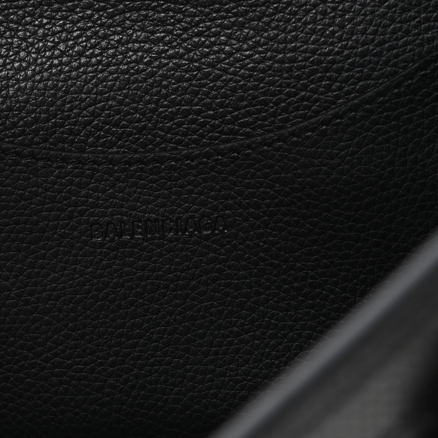 Grained Calfskin Neo Classic Black Hardware S City Black