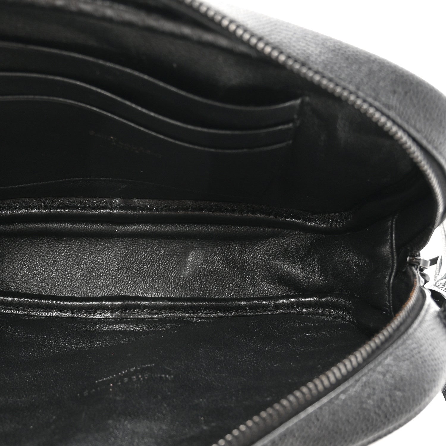 Saint Laurent Grain De Poudre Matelasse Monochrome Monogram Mini Lou Camera Bag Black 4 of 9