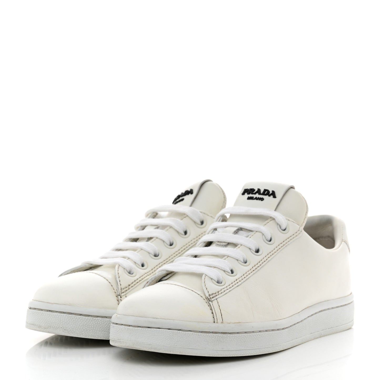 Vitello Soft Logo Low Sneakers 36 White