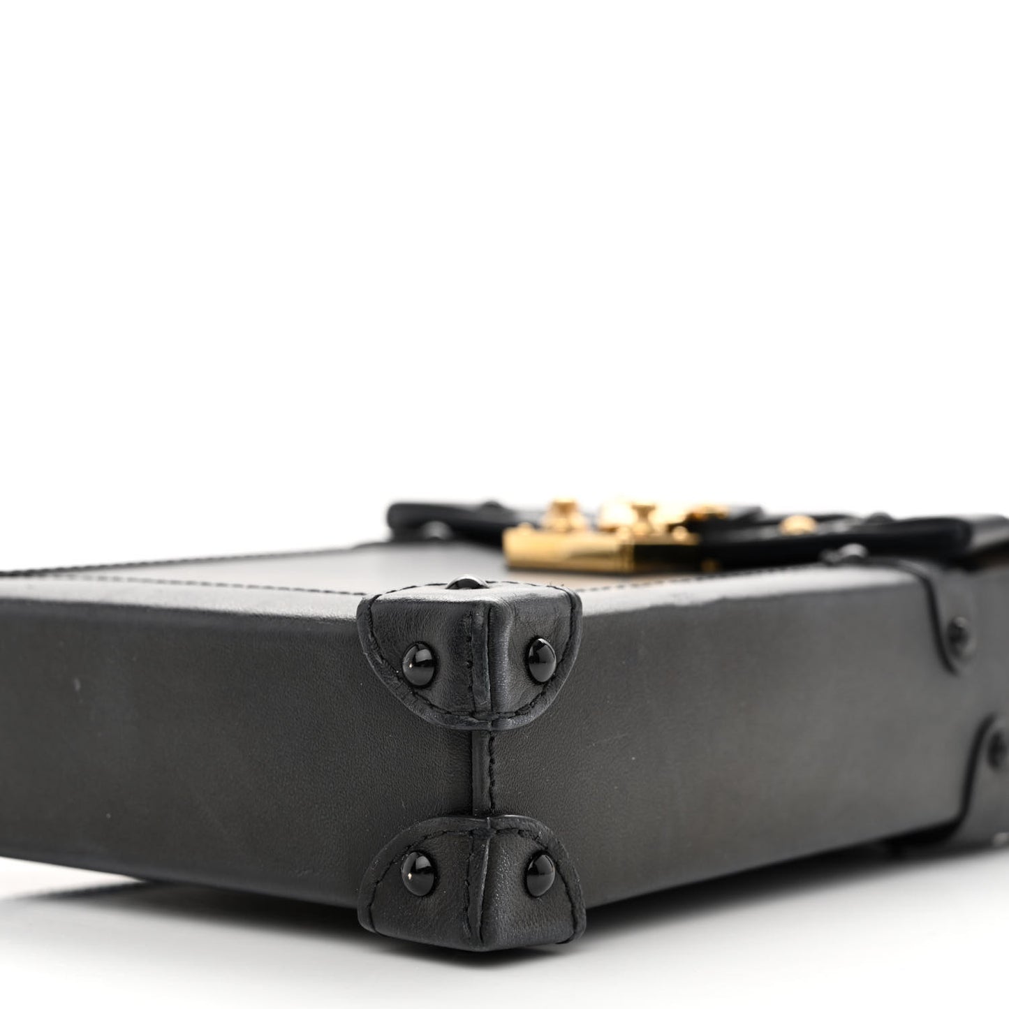 Epi Pochette Trunk Verticale Black
