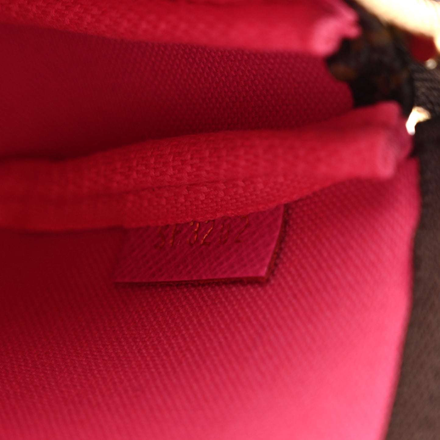 Monogram 2022 Christmas Animation Seoul Mini Pochette Accessories Fuchsia