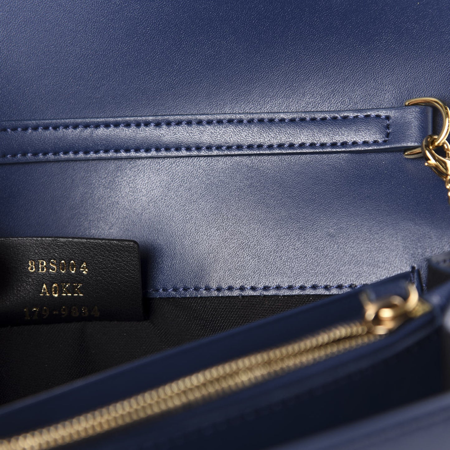 Vitello Liberty Lucido F is Fendi Wallet on Chain Blueberry