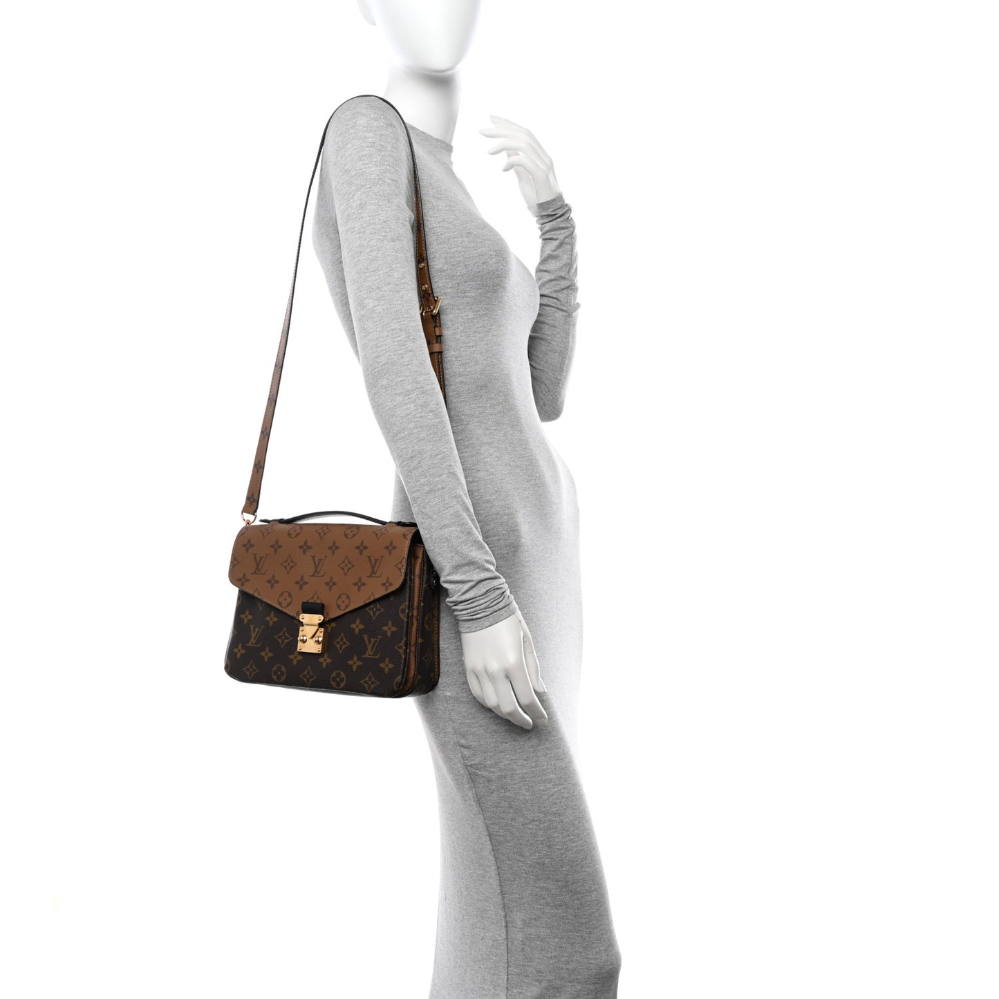 Reverse Monogram Pochette Metis
