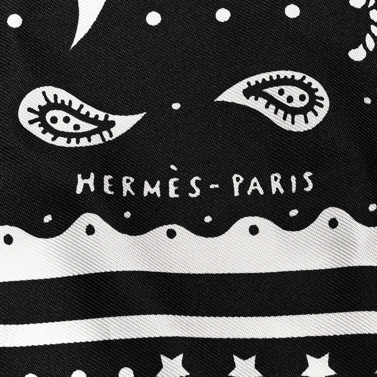 Silk Le Rodeo des Fruits Bandana Scarf 55 Black White