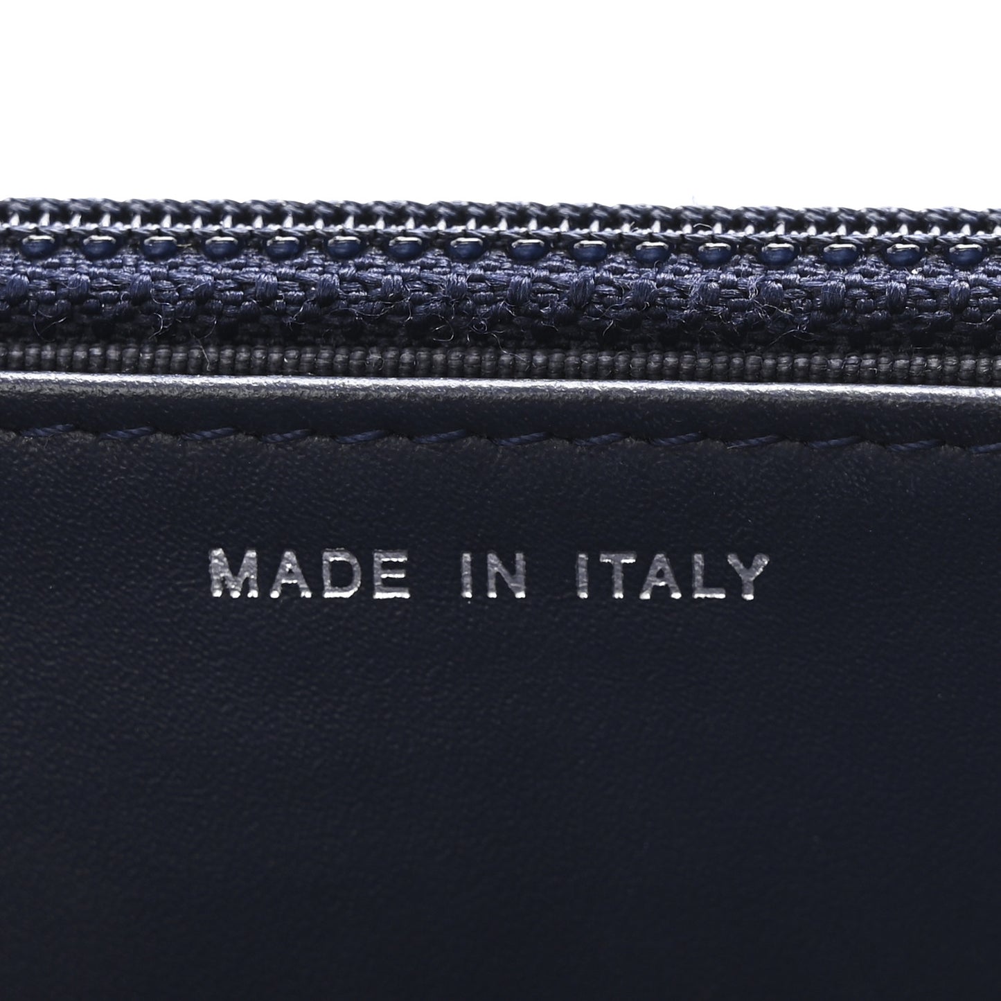 Caviar Chevron Quilted Wallet On Chain WOC Navy