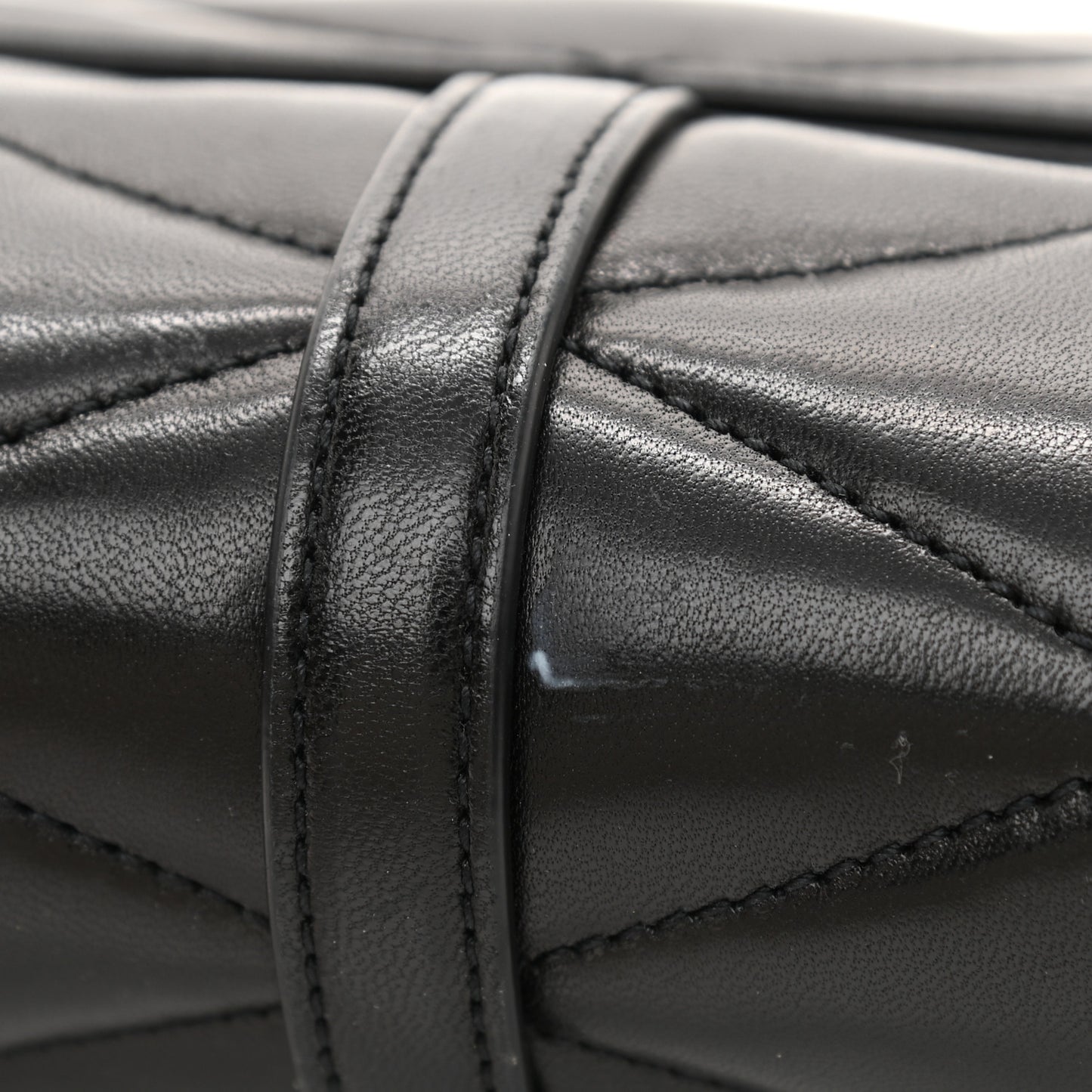 Lambskin Quilted Le 57 Diamond Shoulder Bag Black