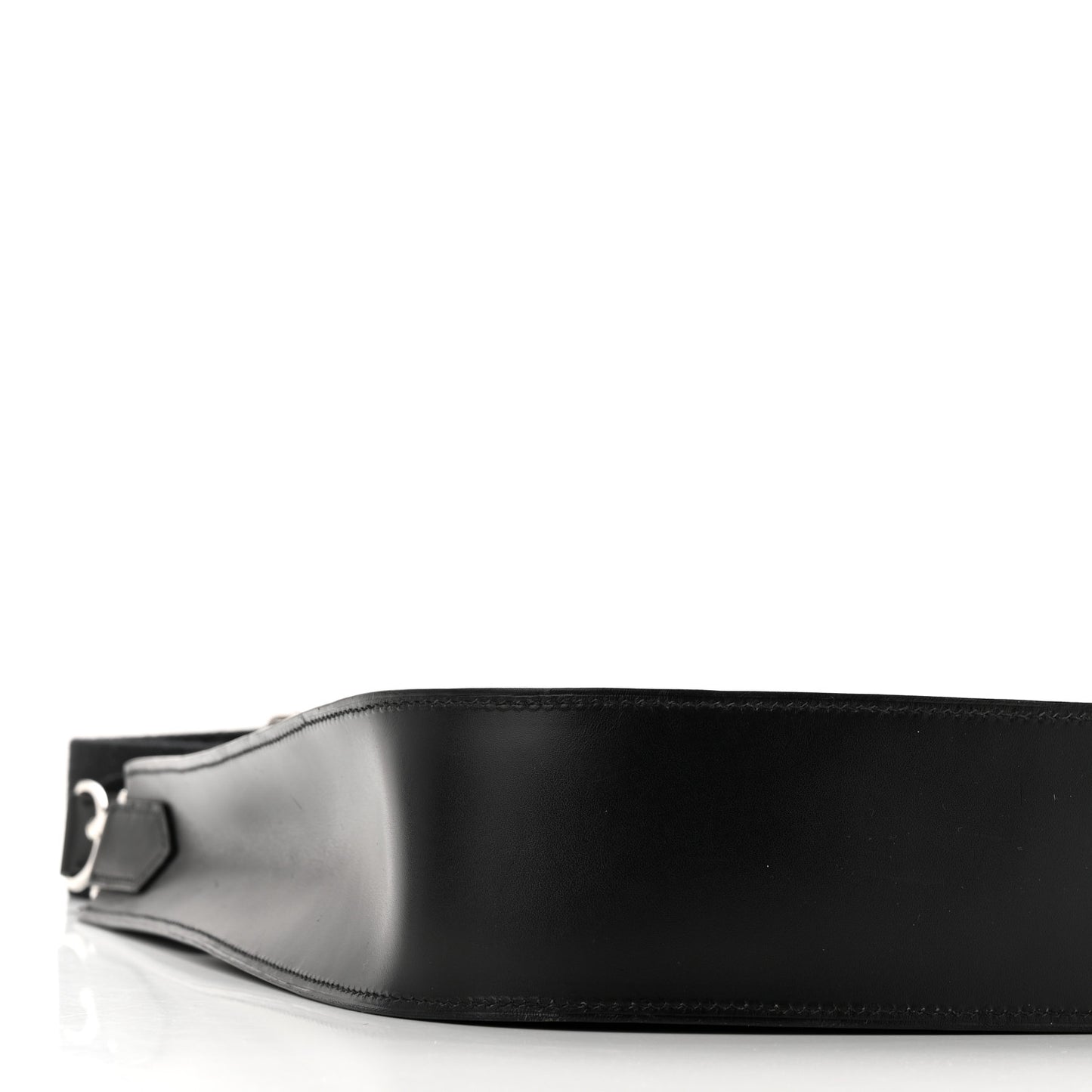 Vache Hunter Evelyne Sellier 29 PM Black