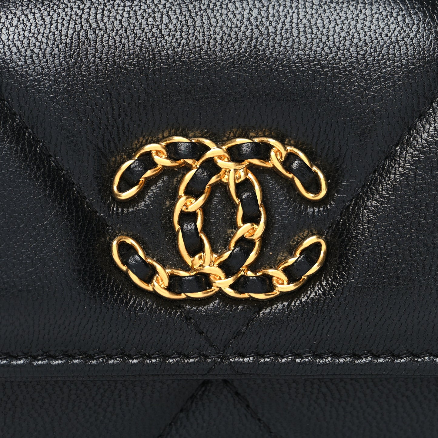 Lambskin Quilted Chanel 19 Flap Wallet Black