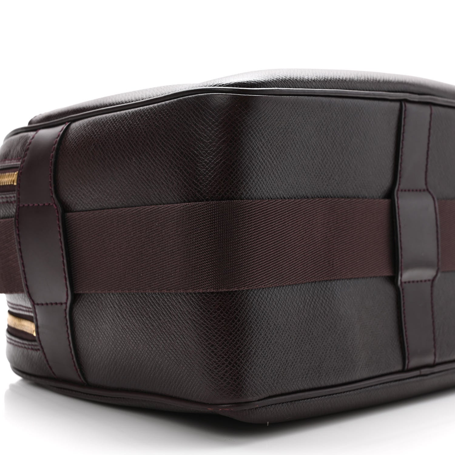 Louis Vuitton Taiga Reporter Messenger Acajou 7 of 10