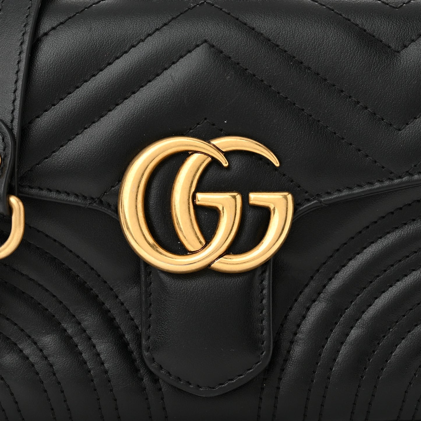 Calfskin Matelasse Mini GG Marmont Top Handle Shoulder Bag Black