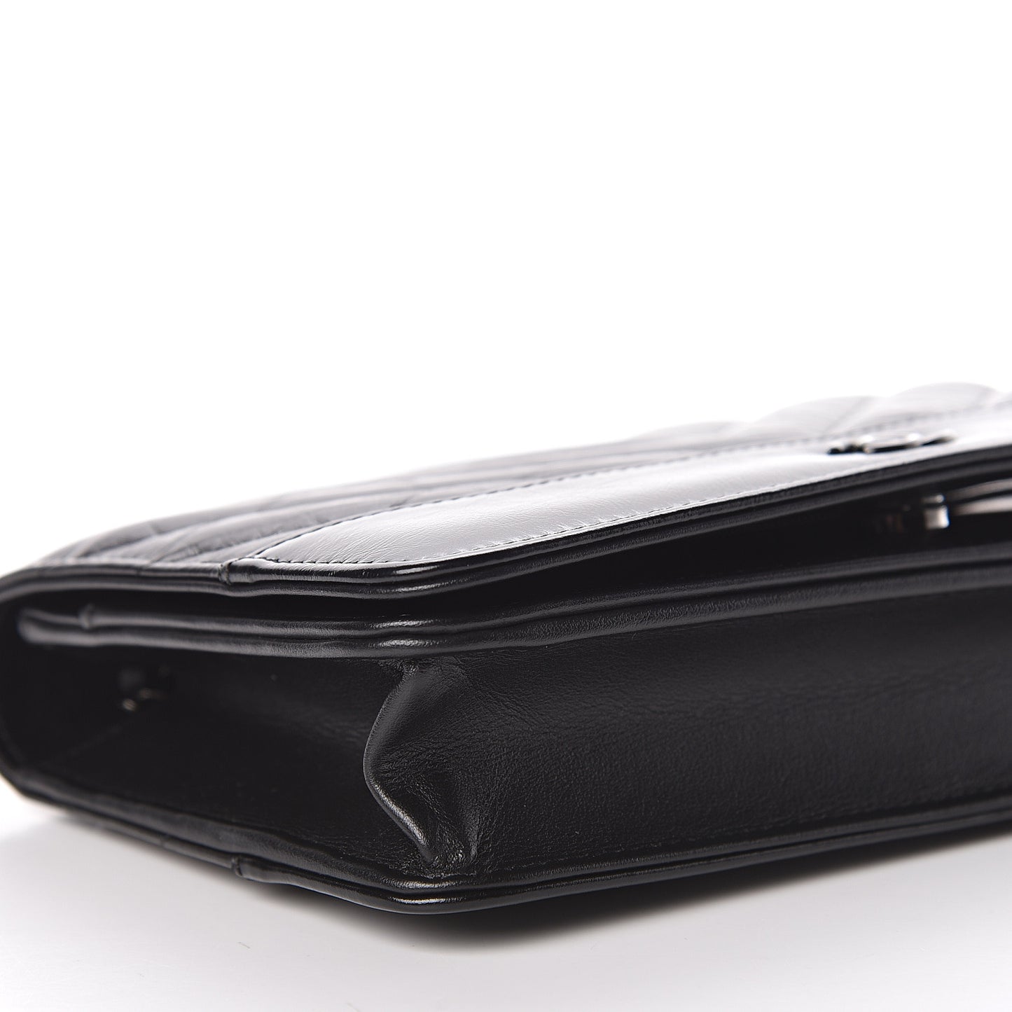 Aged Calfskin Chevron Quilted Gabrielle Wallet On Chain WOC Black