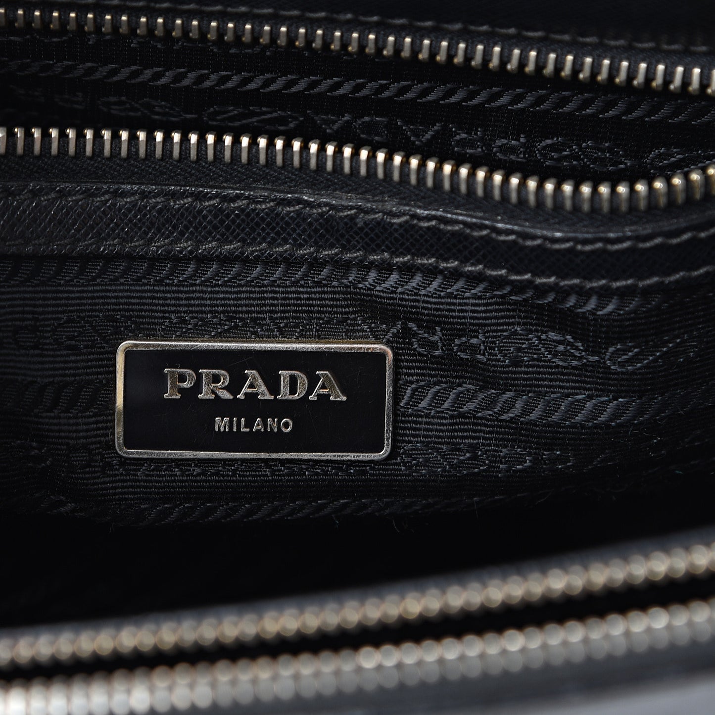 Saffiano Small Galleria Double Zip Tote Black