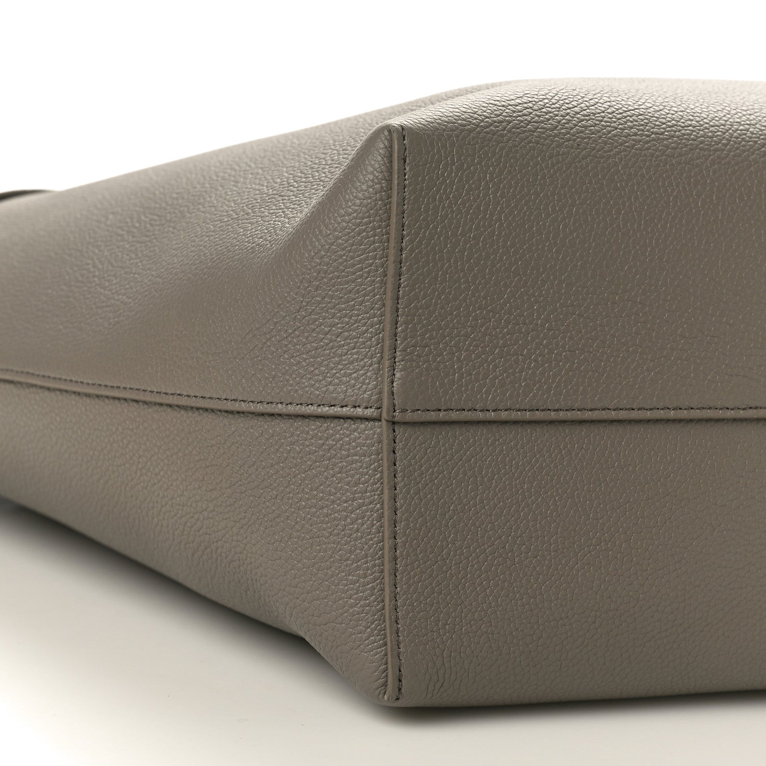 Celine Grained Calfskin Triomphe Medium Cabas Anais Pebble 8 of 10