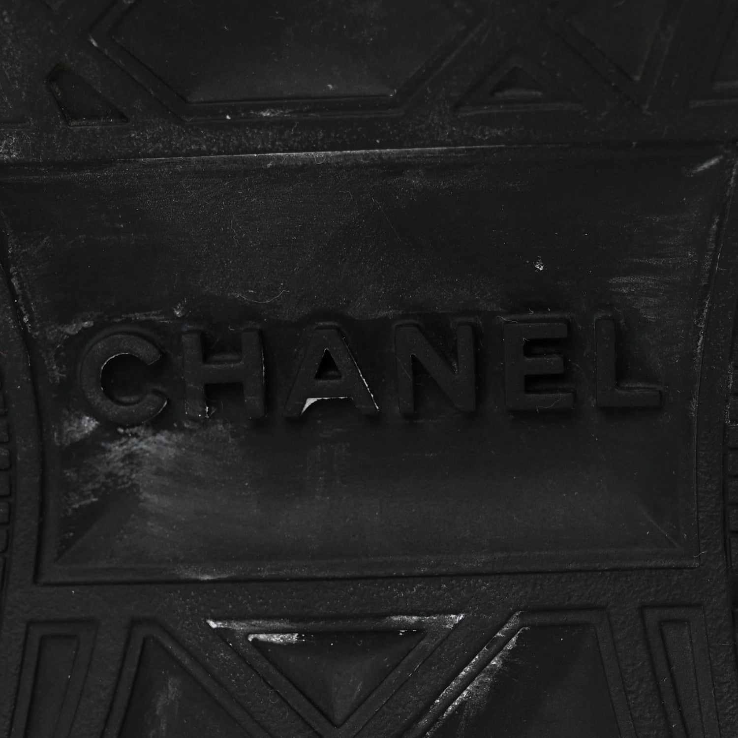 Chanel Velvet Calfskin Mixed Fibers CC Sneakers 35.5 Black 7 of 9