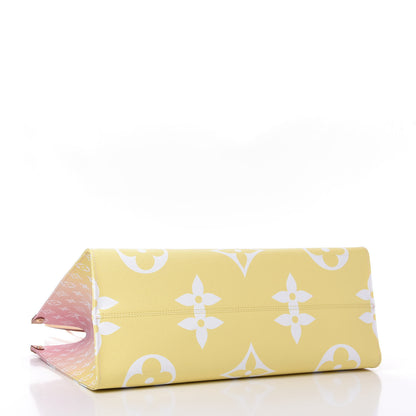Louis Vuitton Monogram Giant By The Pool Onthego GM Light Pink 4 of 11