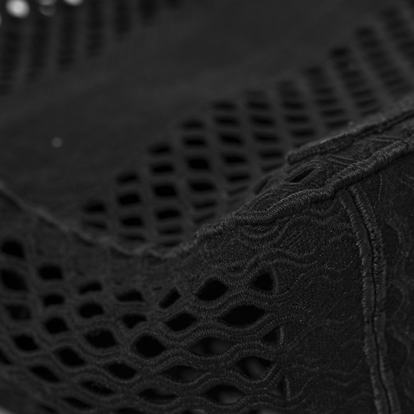 Canvas Embroidered Mesh Diorcamp Messenger Black