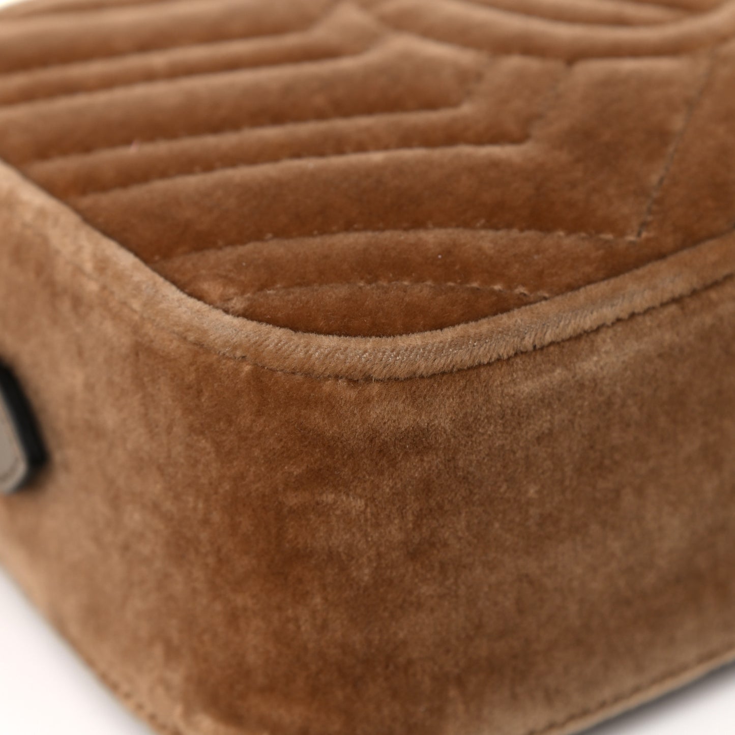 Velvet Matelasse Small GG Marmont Chain Shoulder Bag Taupe
