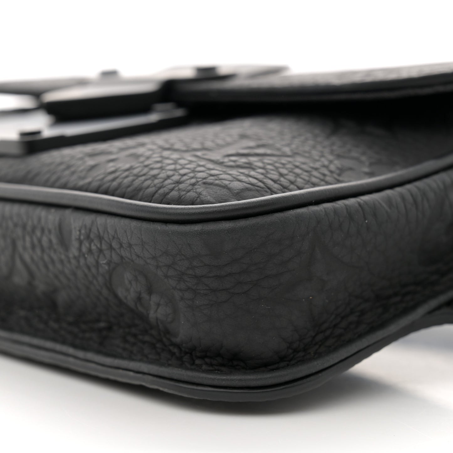 Taurillon Monogram S Lock Sling Bag Black