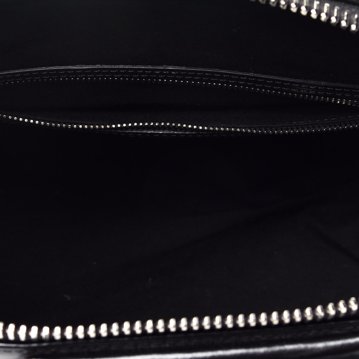 Shiny Lord Calfskin Small Antigona Black