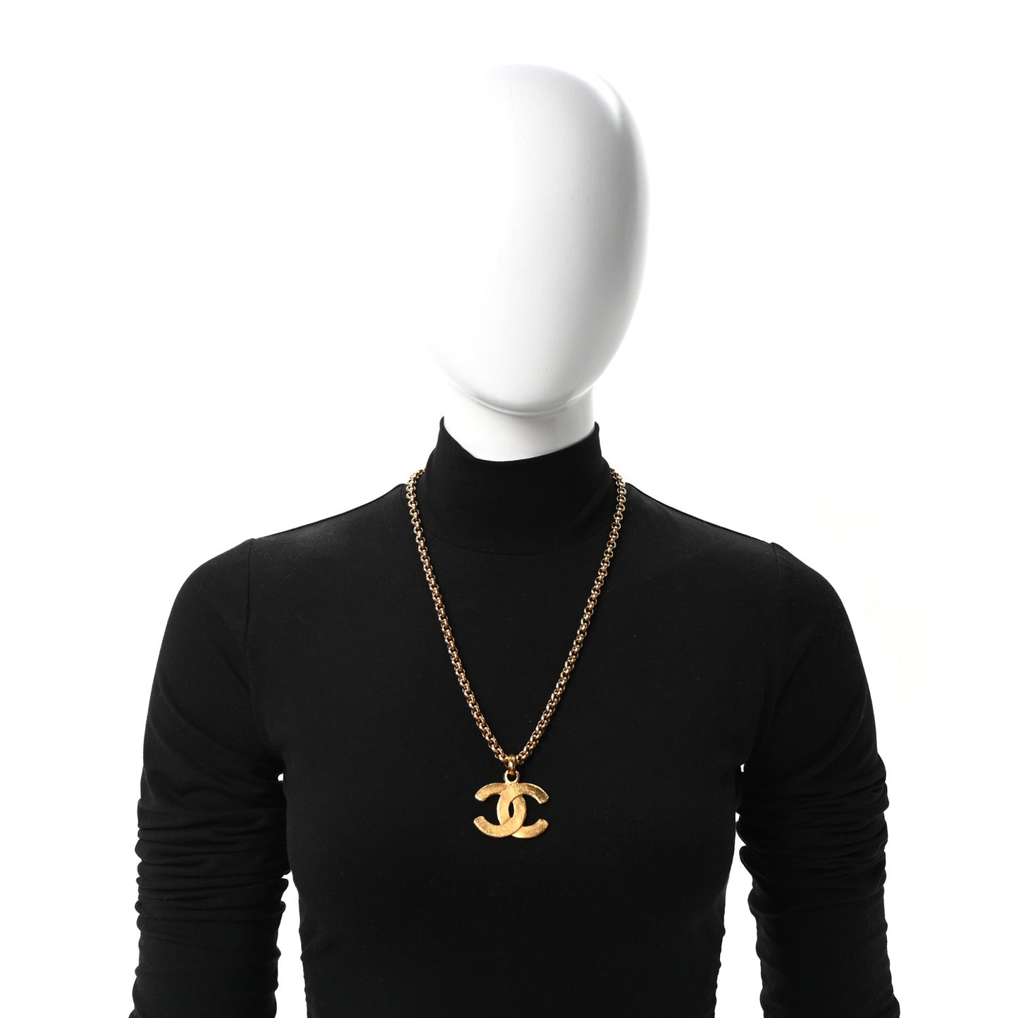 Metal CC Pendant Necklace Gold