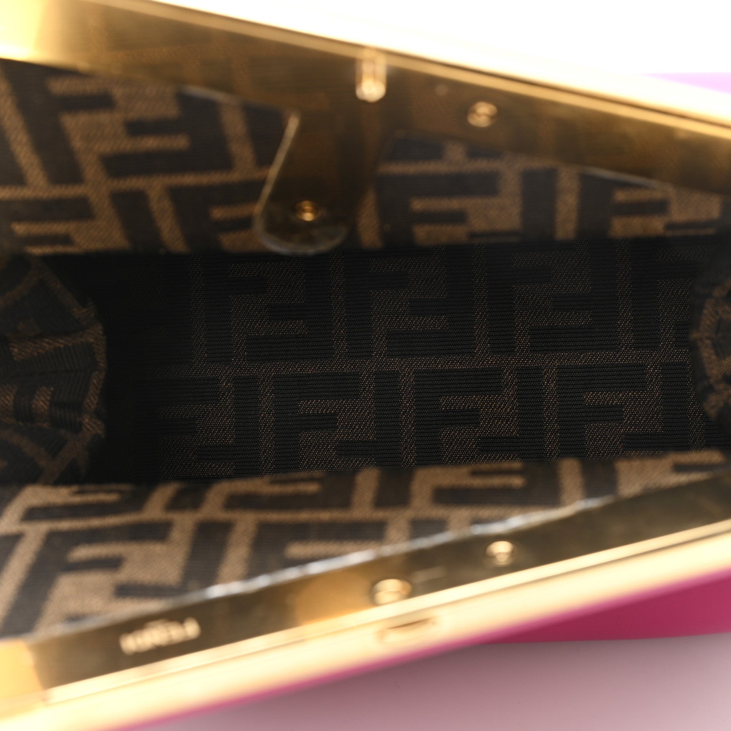 Fendi Shiny Nappa Midi Fendi First Ciclamino Pilar 4 of 10