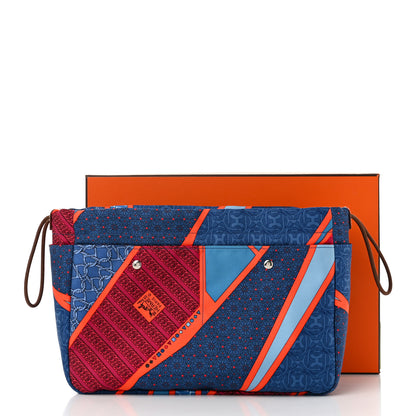 Hermes Silk Carre en Cravates Fourbi 25 MM Pouch Bleu Saphir 11 of 11