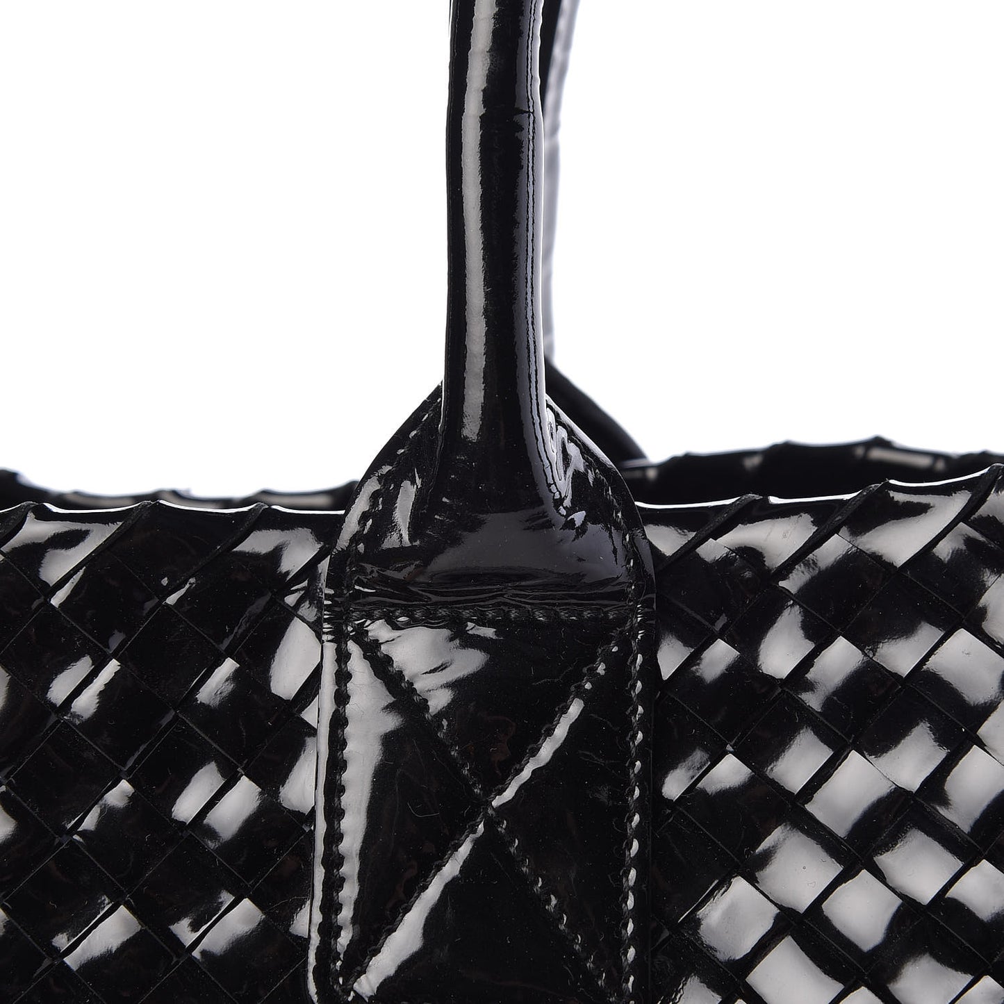 Spazzolato Nappa Intrecciato Medium Moon Cabat Black