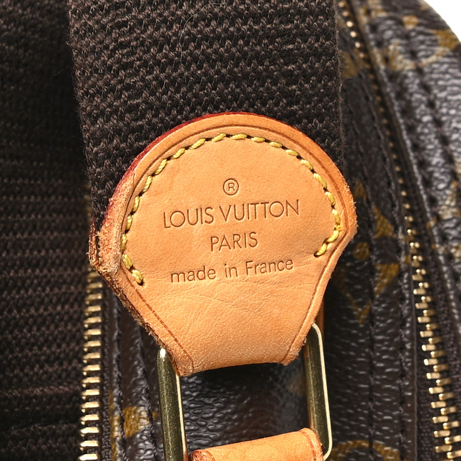 Louis Vuitton Monogram Reporter PM 7 of 10