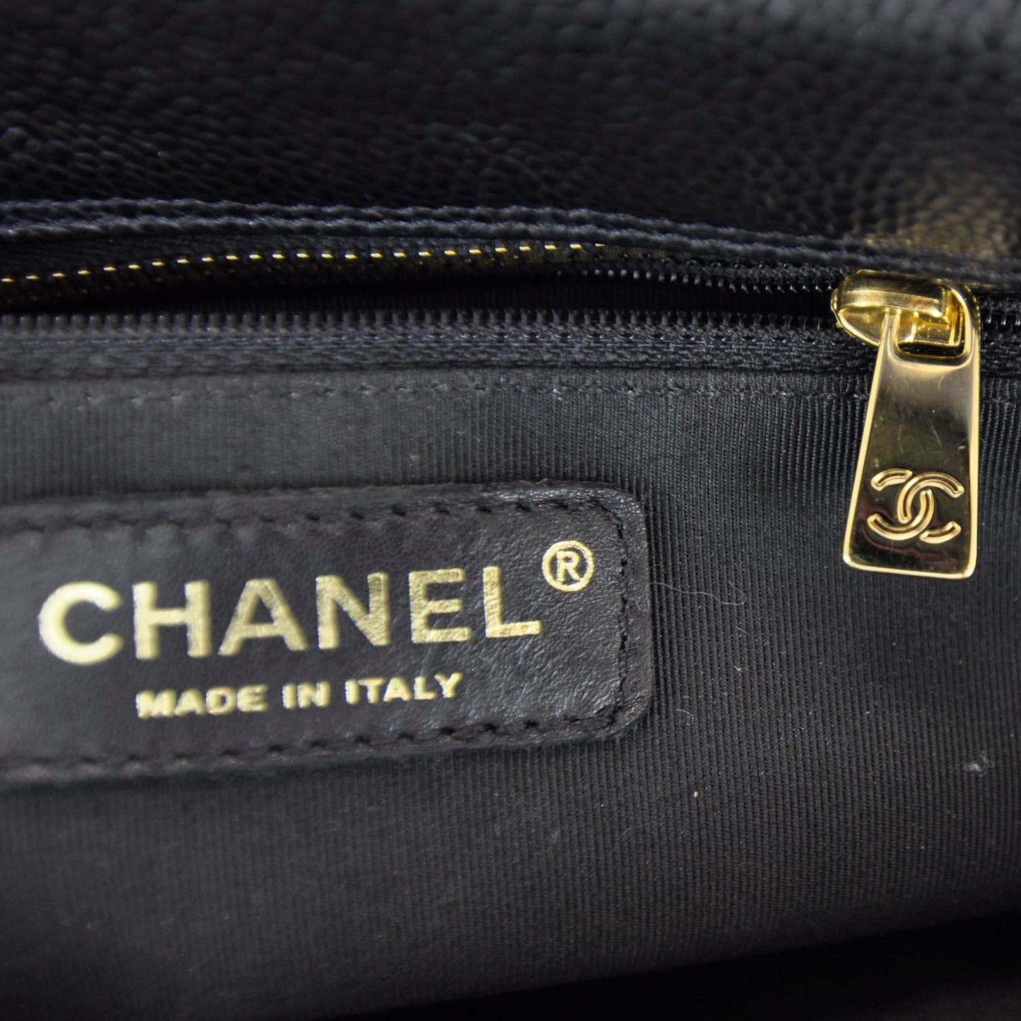 Caviar Quilted Petit Timeless Tote PTT Black