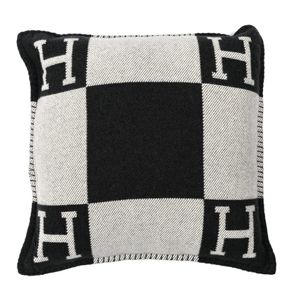 Hermes Wool Cashmere Avalon Pillow Ecru Gris Fonce 2 of 3